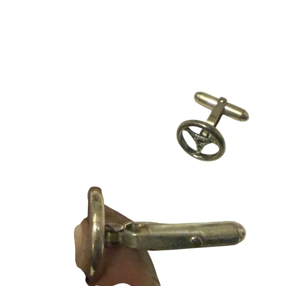Two pairs of Elegant Black and Silver Cufflinks Set. Both is sliver ,925 stamps